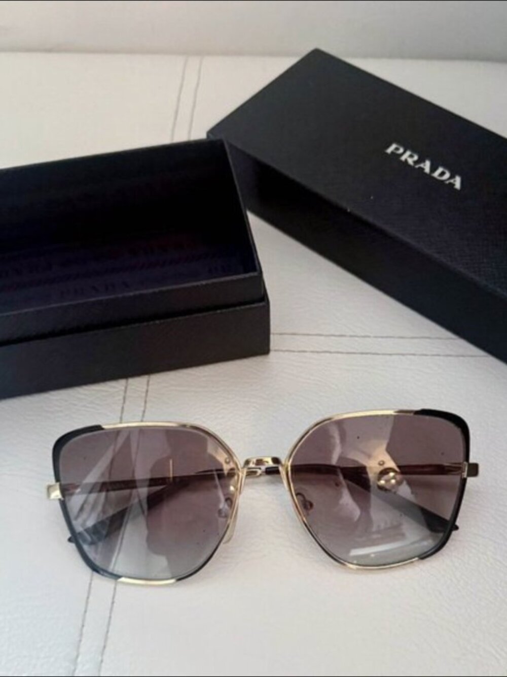 PRADA SUNGLASSES - Like NEW